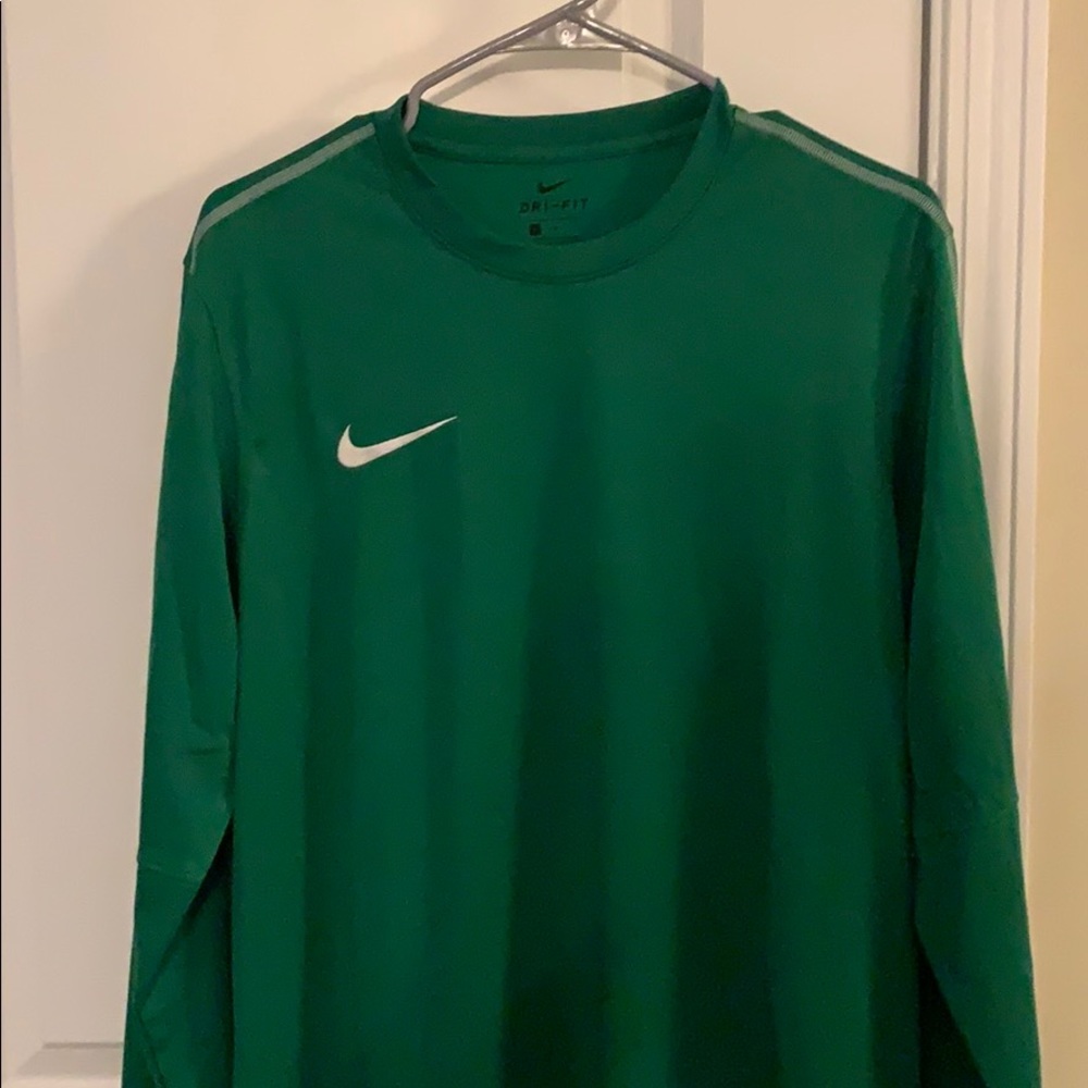 Nike long sleeve Dri fit